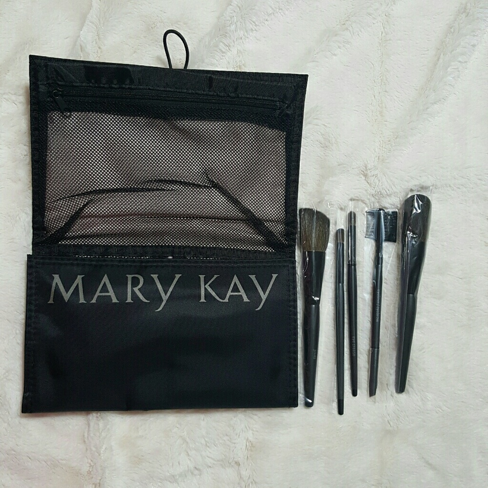 Mary Kay Brush Set/Bag